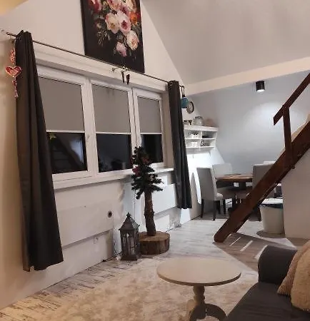 U Bena アパート Kacwin